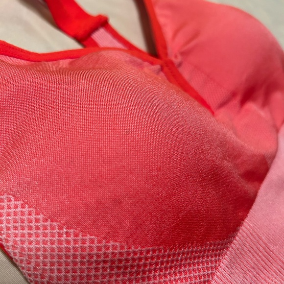 Nike Reddish Orange Textured Y-back Wide-Band Sports Bra size Small - Picture 7 of 7